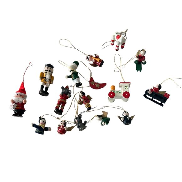 Lot of 15 Vintage Wooden Christmas Ornaments • Rustic Holiday Décor •Collectible - Picture 1 of 5